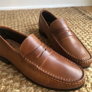 New: Onward Reserve Pace Leather Penny Loafer. Size 10.5 M